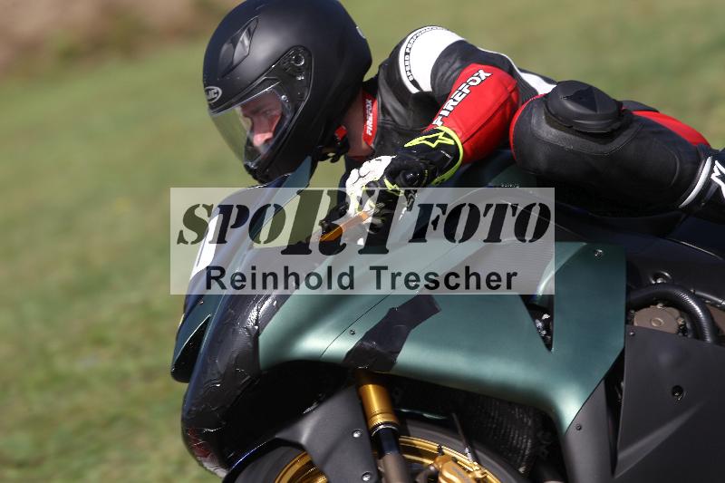 Archiv-2022/57 29.08.2022 Plüss Moto Sport ADR/Einsteiger/10